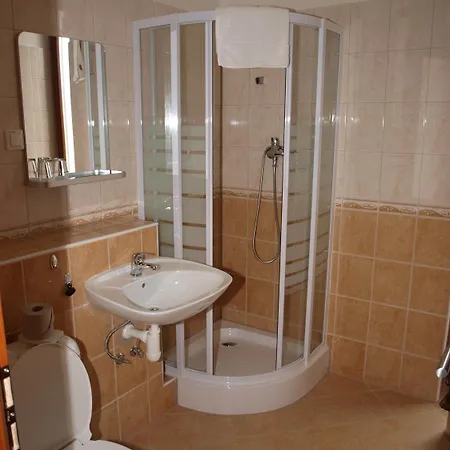 Oko Otel Litra