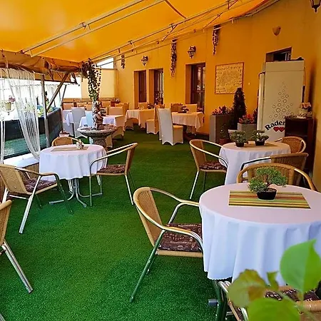 Oko Hotel 3*